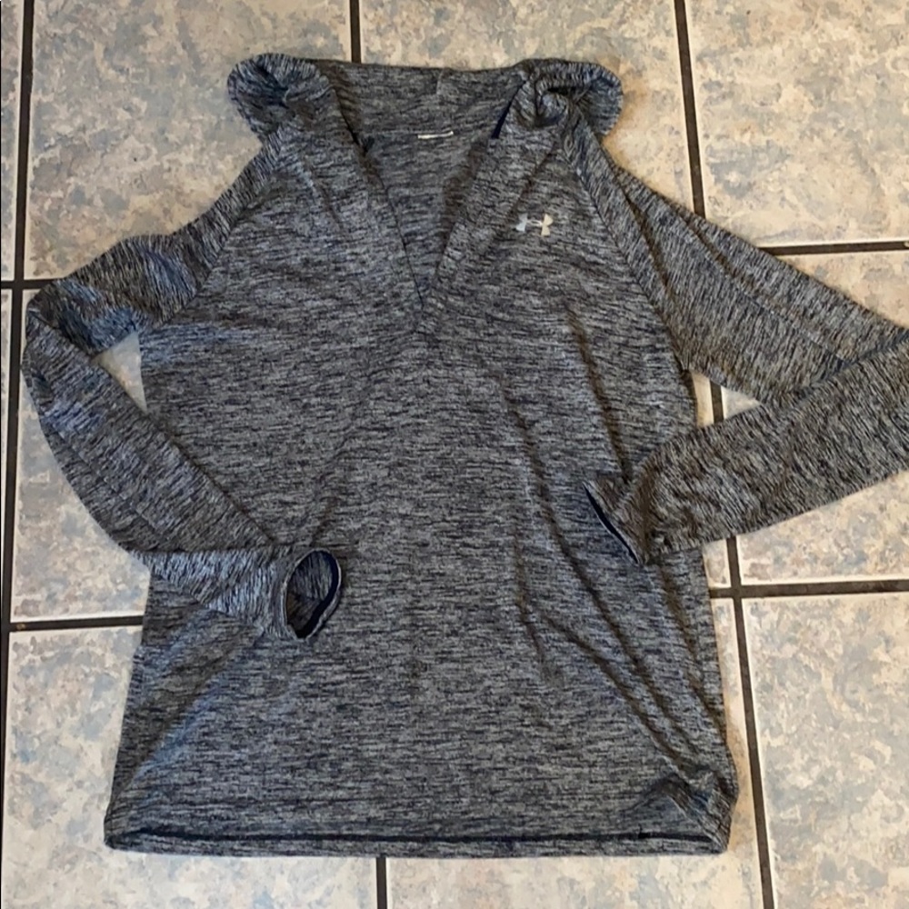 Under Armour Long Sleeve Hooded Pullover